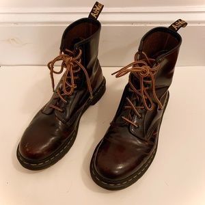 COPY - Dr. Martens Classic Combat Boots Size 10 Burgundy Leather
